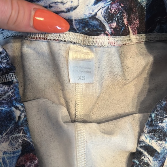 Fleo shorts- XS - Picture 3 of 3